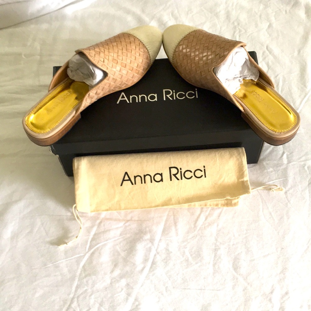 Women’s ANNA RICCI Woven Leather&Hair size 8